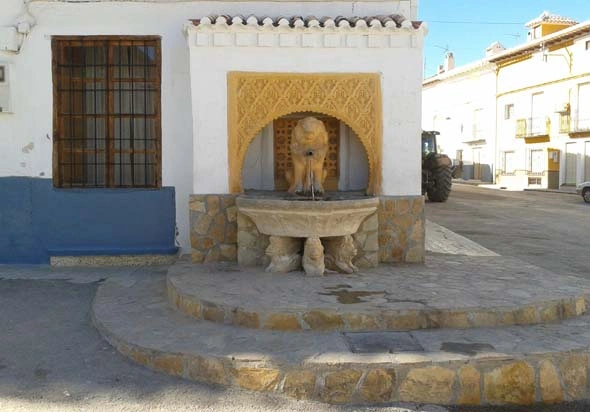 caño del león almaciles